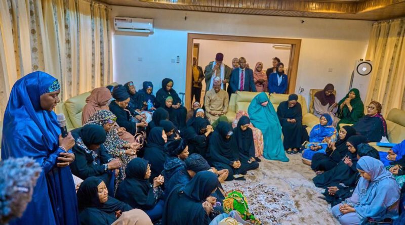 First Lady, Senator Oluremi Tinubu, Leads Women on Condolence Visit to Daura